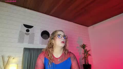  Lizzie  online show from 23, 7, 2026