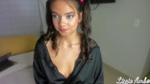 lizzieamber online show from 29, 12, 2024