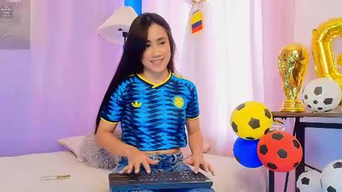 Snapshot of lizzy_kane chatting on 27, 6, 2026 lizzy_kane online show from 27, 6, 2026