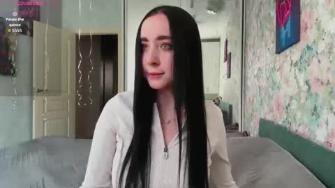 Snapshot of lizzymoore_ chatting on 17, 3, 2026 Lizzy 3 online show from 17, 3, 2026