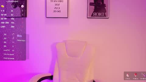 Snapshot of lizzyponcee chatting on 26, 10, 2025 lizzyponcee online show from 26, 10, 2025