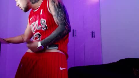 Snapshot of lliamm_2 chatting on 17, 3, 2026 lliamm 2 online show from 17, 3, 2026