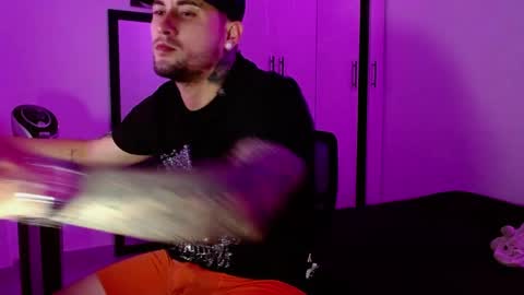 lliamm 2 online show from 4, 5, 2026