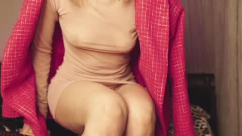 Mila online show from 28, 9, 2025