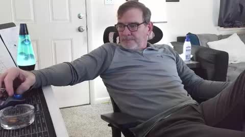 LongDick Daddy online show from 18, 1, 2026