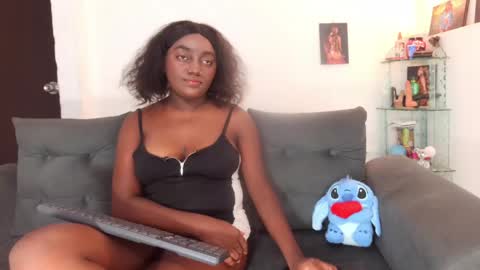 loaisisAdamss online show from 2, 5, 2026