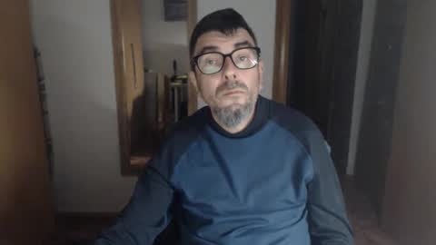 lobosolitario73 online show from 30, 10, 2025