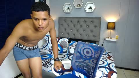 Snapshot of logan_freed chatting on 7, 4, 2026 Logan Freed online show from 7, 4, 2026