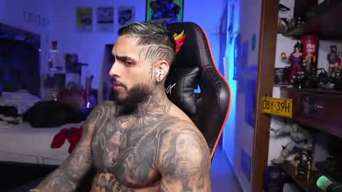logan_hugh8 online show from 4, 5, 2026