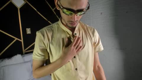 Logan Rogers online show from 10, 10, 2025