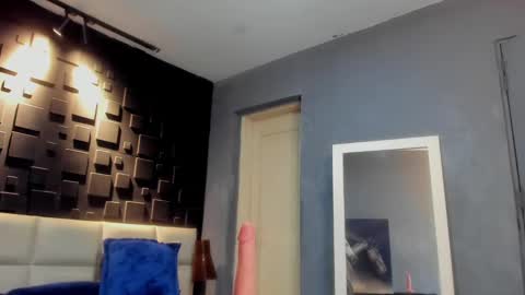 logan_varela online show from 16, 12, 2024