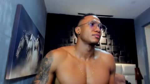 logan_varela online show from 17, 12, 2024