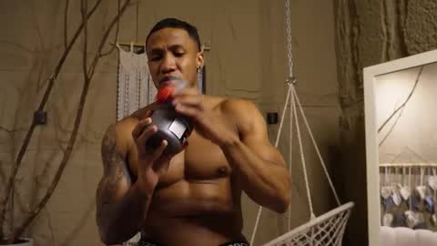 logan_varela online show from 9, 9, 2025