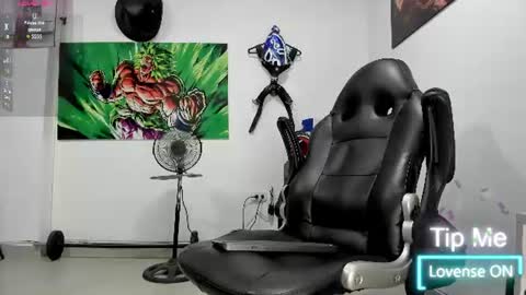 LOGAN WHITTERS online show from 24, 6, 2026
