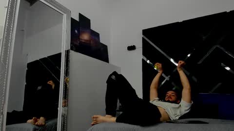 Logan Wolf online show from 24, 2, 2026