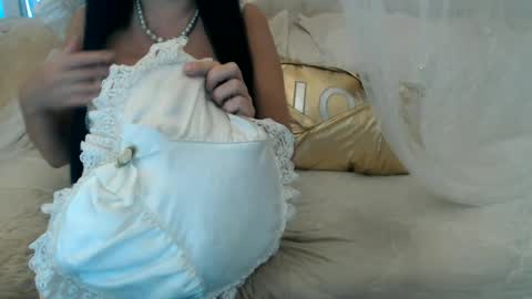 Lilu online show from 5, 7, 2026