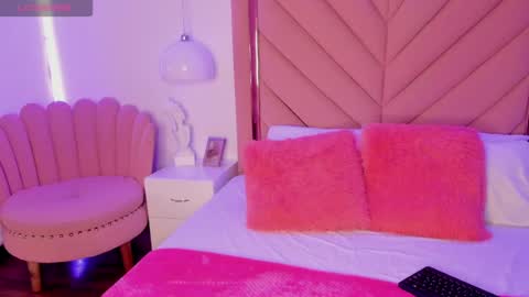 Snapshot of lola__26 chatting on 10, 6, 2026 Lola online show from 10, 6, 2026