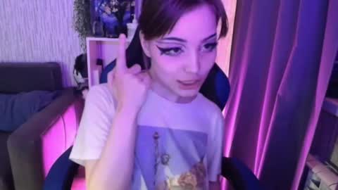 lola online show from 18, 12, 2024