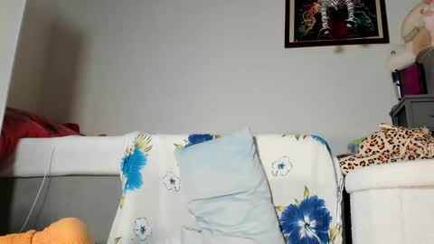 lola_belgium online show from 10, 9, 2025