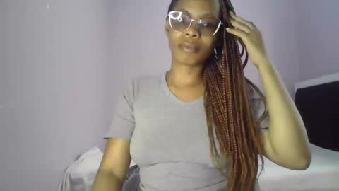 Lola Coco online show from 25, 3, 2026