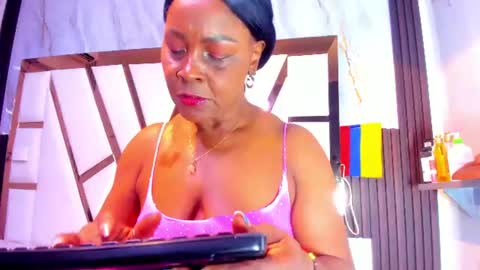 Lola online show from 23, 7, 2026
