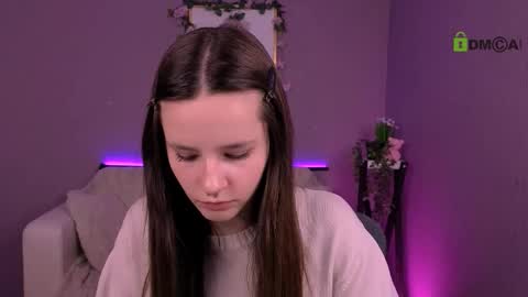 lola_shyy online show from 7, 3, 2026