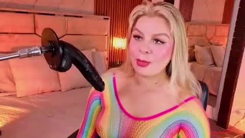 Lola Angel online show from 23, 7, 2026