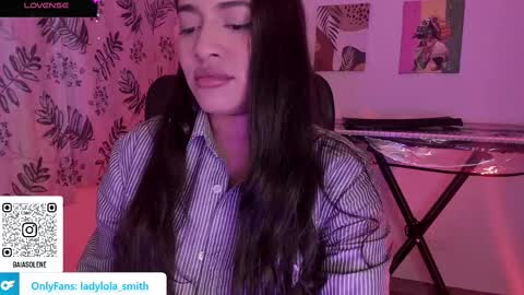 lolaasmith_21 online show from 8, 3, 2025