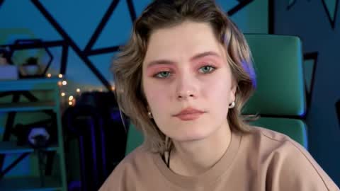 Snapshot of lolaasmus chatting on 14, 12, 2024 I consider myself the god Loki but life just calls me LOL  online show from 14, 12, 2024