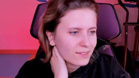 Snapshot of lolaasmus chatting on 15, 12, 2024 I consider myself the god Loki but life just calls me LOL  online show from 15, 12, 2024