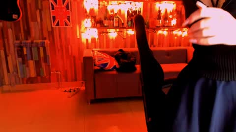 Snapshot of lolaasmus chatting on 17, 12, 2024 I consider myself the god Loki but life just calls me LOL  online show from 17, 12, 2024