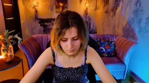 Snapshot of lolaasmus chatting on 29, 1, 2025 I consider myself the god Loki but life just calls me LOL  online show from 29, 1, 2025