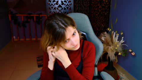 Snapshot of lolaasmus chatting on 6, 2, 2025 I consider myself the god Loki but life just calls me LOL  online show from 6, 2, 2025