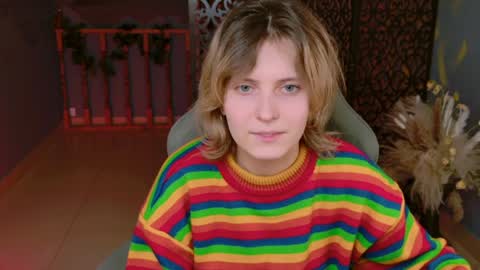 Snapshot of lolaasmus chatting on 8, 2, 2025 I consider myself the god Loki but life just calls me LOL  online show from 8, 2, 2025