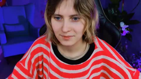 Snapshot of lolaasmus chatting on 14, 2, 2025 I consider myself the god Loki but life just calls me LOL  online show from 14, 2, 2025