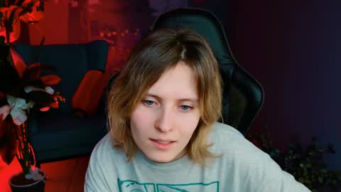 Snapshot of lolaasmus chatting on 21, 2, 2025 I consider myself the god Loki but life just calls me LOL  online show from 21, 2, 2025