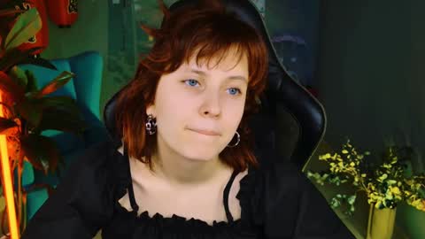 Snapshot of lolaasmus chatting on 10, 3, 2025 I consider myself the god Loki but life just calls me LOL  online show from 10, 3, 2025