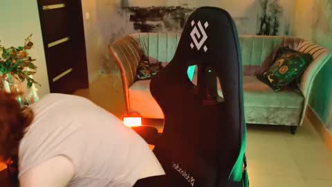 Snapshot of lolaasmus chatting on 12, 3, 2025 I consider myself the god Loki but life just calls me LOL  online show from 12, 3, 2025