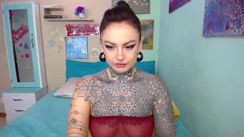 Lola online show from 23, 12, 2024