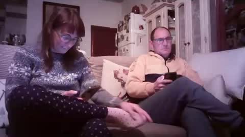 LOLA HUESO y ERIC online show from 4, 3, 2025