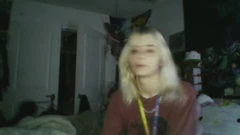 Lola Lixx online show from 9, 12, 2024