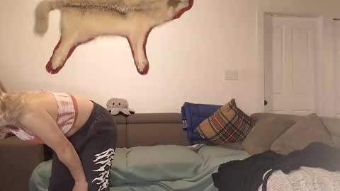 Lola Lixx online show from 28, 10, 2025