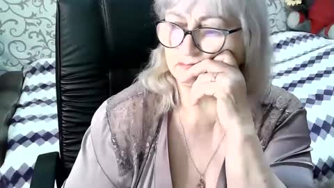 LolkaAlyss online show from 9, 3, 2025