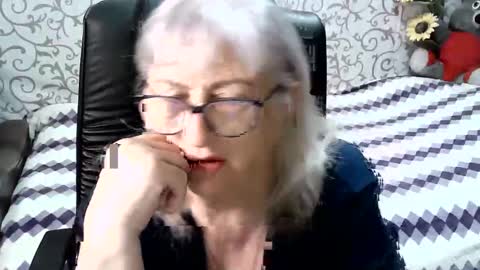 LolkaAlyss online show from 10, 3, 2025