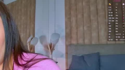 Snapshot of lolla_spencer chatting on 16, 10, 2025 Lolla online show from 16, 10, 2025