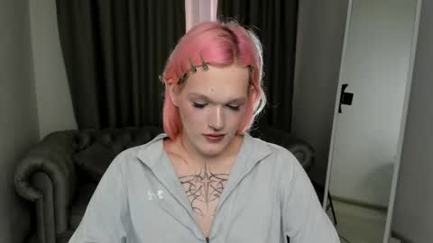 lollita online show from 6, 5, 2026