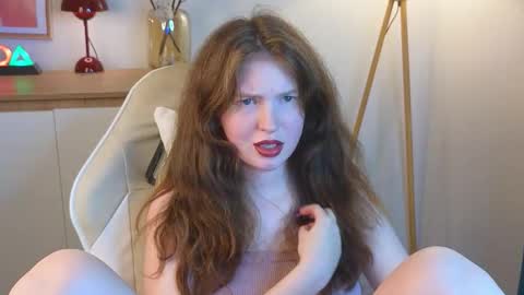 Snapshot of lolly_pump chatting on 11, 10, 2025 Mona online show from 11, 10, 2025