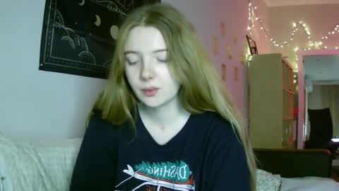 Lilly online show from 25, 12, 2024