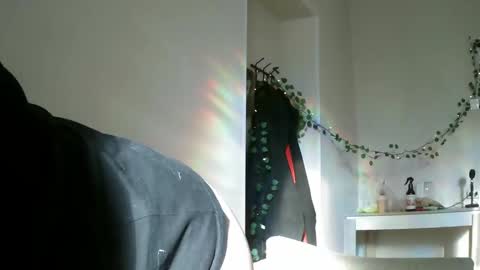 Lilly online show from 16, 2, 2025