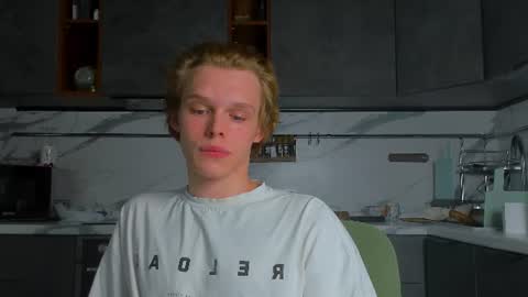 Snapshot of lolnoillimsary chatting on 10, 7, 2026 Nelis online show from 10, 7, 2026